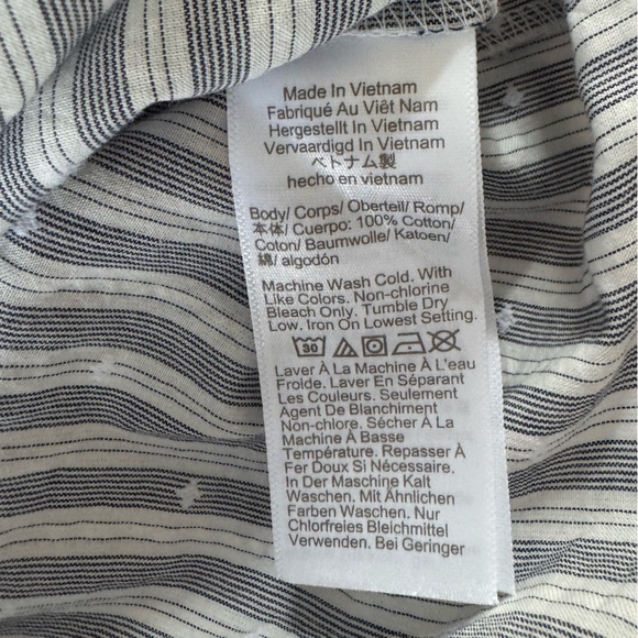 NWT J. Crew plus navy white Striped Button-Up long sleeve 100% cotton Blouse - Picture 4 of 5